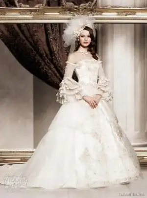 $royalweddingdressdesign.webp
