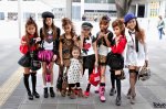 $Tokyo-Girls-Collection-Street-Snaps-2011-AW-025.jpg