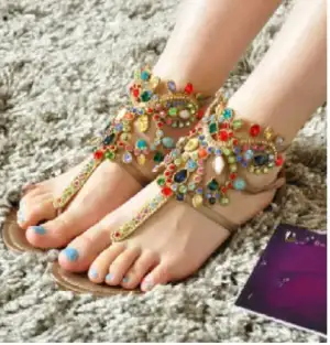 $2014_parmak_arasi_sandalet _modelleri  (4).webp