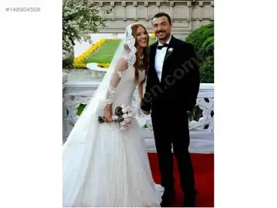 $148904508cvo.webp