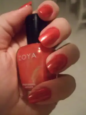 $zoya-lana.webp