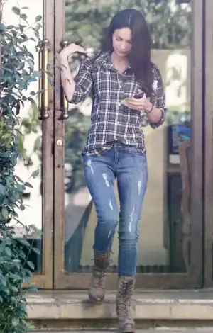 $normal_megan-fox-25jan11-la-003.webp