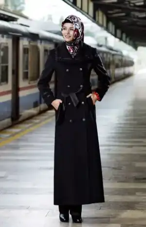 $phoca_thumb_l_r503 tugba manto.webp