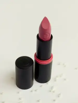 $Review-essence-lipstick-natural-beauty1.webp