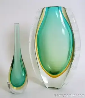 $FlavioPoliSommersoGlassVases.webp