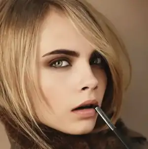 $Burberry-Makeup-Collection-for-Autumn-2012-promo-and-foundation.webp