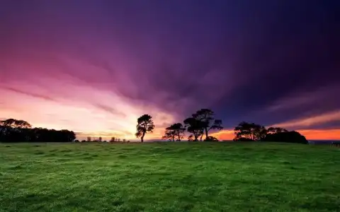 $Free_Scenery_Wallpaper__Shows_Sunrise_at_Morning_Makes_One_Hopeful_and_Prosperous.webp