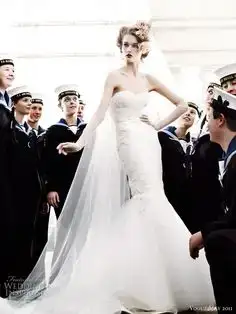 $2015_balik_etek_gelinlik_modelleri (12).webp