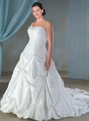 $buyuk_beden_2014_2015_gelinlik_modelleri (8).webp $buyuk_beden_2014_2015_gelinlik_modelleri (8).webp