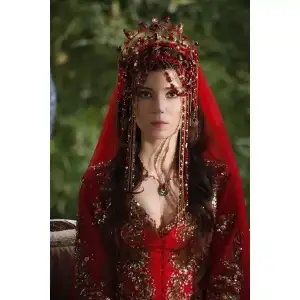 $yerli_dizilerdeki_gelinlikler (9).webp