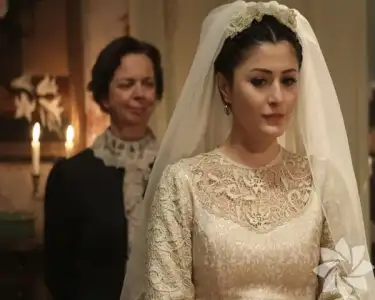 $yerli_dizilerdeki_gelinlikler (10).webp