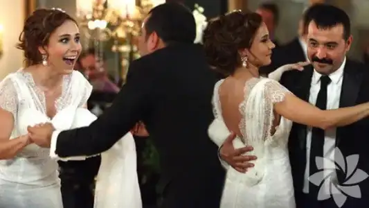 $yerli_dizi_gelinlik_modelleri (10).webp