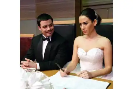 $televizyon_dizileri_gelinlik_modelleri (6).webp