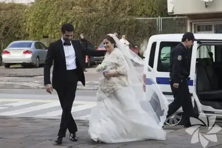 $televizyon_dizileri_gelinlik_modelleri (10).webp