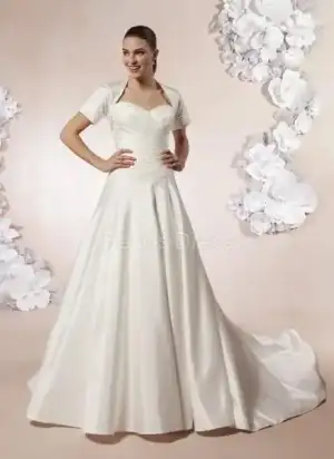 $kisa_kollu_gelinlik_modelleri_2015 (11).webp