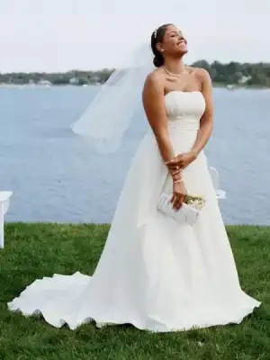 $buyuk_beden_straplez_gelinlik_modelleri_2015 (27).webp