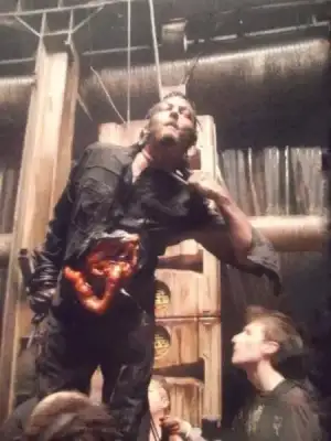 $the-walking-dead-darryl-death.webp