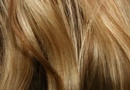 $Lee Stafford Sunkissed Lightening Spray Before and After 1.webp