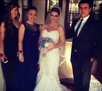 $pelin-karahan-dugun3.webp