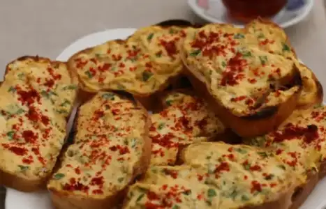$FÃ½rÃ½nda-YumurtalÃ½-Ekmek.webp
