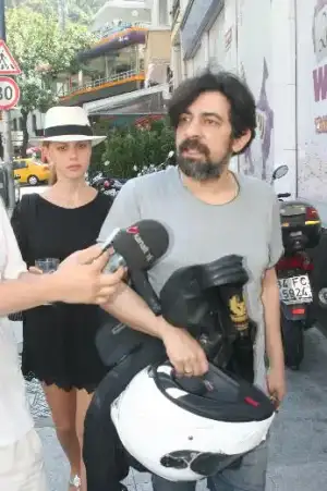 $okan_bayulgen_Bosandi.webp