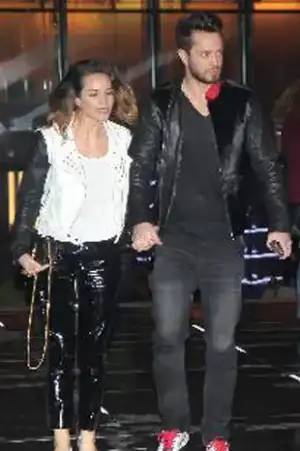 $murat-boz-sevgilisi5_343.webp
