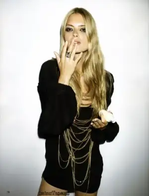 $juliaamica4.webp
