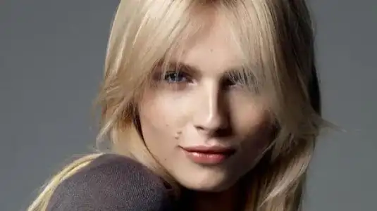 $erkek-super-model-kadin-oluyor--4615853.webp $erkek-super-model-kadin-oluyor--4615853.webp