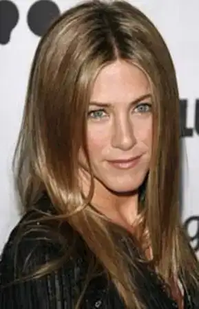 $Jennifer-Aniston-aÃ§Ã½k-kestane-saÃ§-rengi.webp