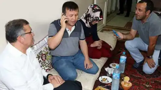 $basbakan-i-kontor-dolandiricisi-zannedince--4649831.webp $basbakan-i-kontor-dolandiricisi-zannedince--4649831.webp