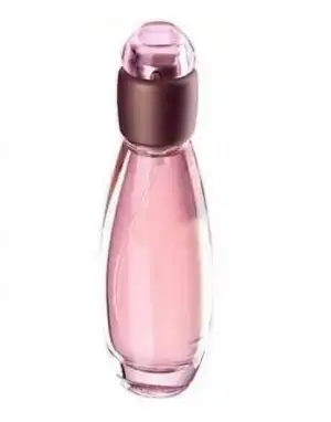 $celebre-by-avon-is-a-floral-1.webp
