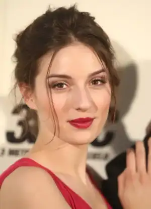 293062_283956868408106_2003323384_n.webp