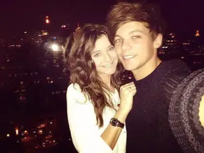 Eleanor-xx-eleanor-calder-31009469-500-375.webp