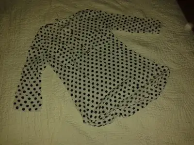 38 beden gömlek 5 tl.webp
