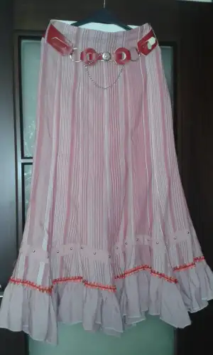 pembe etek.webp