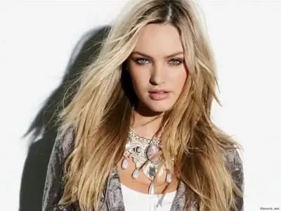 $Candice-Swanepoel1.webp