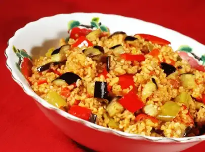 sebzeli-bulgur-pilavi.webp
