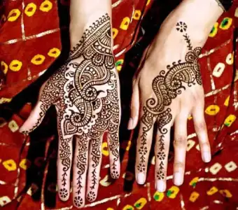 Henna-Tattoo.webp
