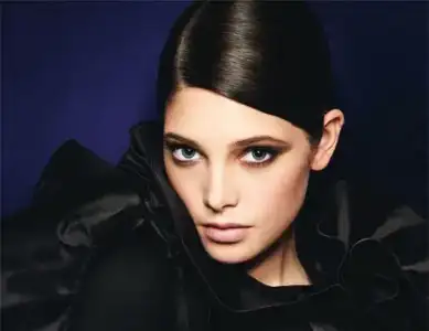 $Glamour-Magazine-jackson-rathbone-and-ashley-greene-7598898-438-338.webp