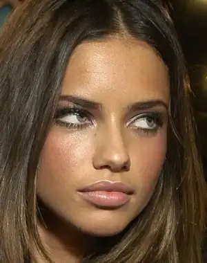 $adriana_lima-97.webp