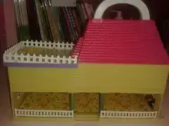 pembe çatılı ev 3.webp