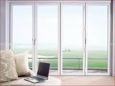 katlanır-cam-balkon-sistemleri-örnek-modeli.webp