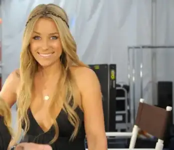 $lauren-conrad-collection-500x431.webp