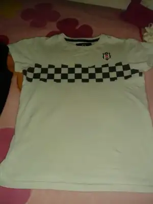 bjk tişört.webp