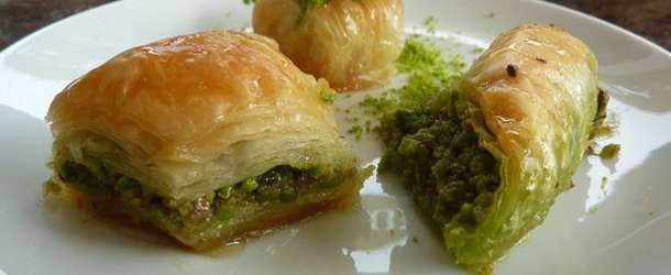 Resimli Baklava Tarifi