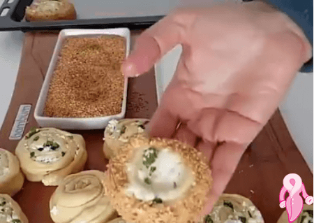 Susamlı Rulo Poğaça Tarifi | 30