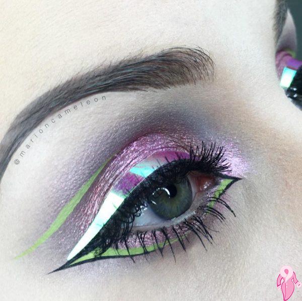 Hologram Eyeliner