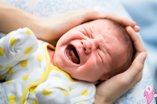 Bebeğinizin “çığlık çığlığa” ağlamasına izin vermeli misiniz? | 1