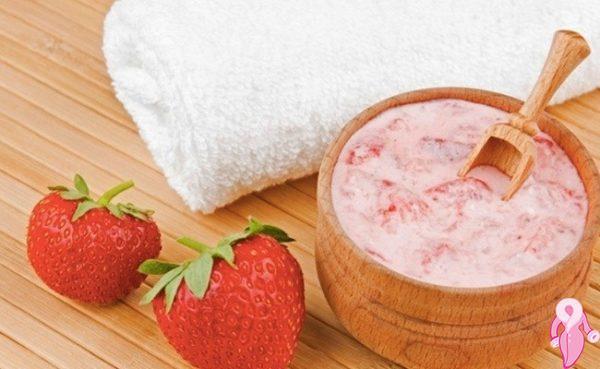 cilekli_yogurt_maskesi_sivilce_akne-600x369.jpg