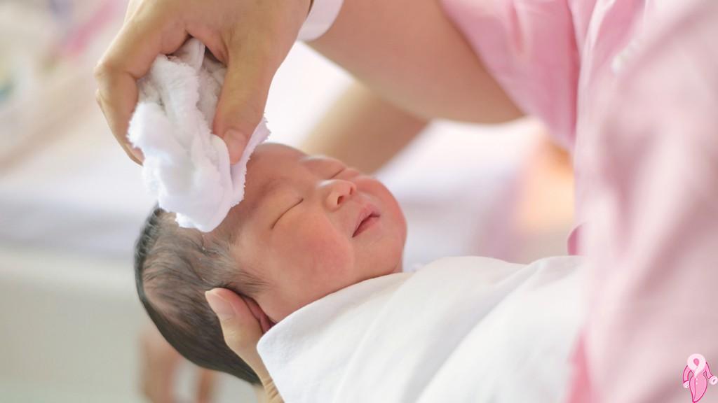 Yeni Doğan Bebek Bakımında Önemli Detaylar